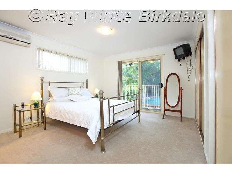 80 Barron Road, Birkdale QLD 4159