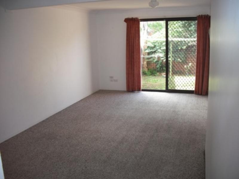 1/64 Ferry Road, Thorneside QLD 4158