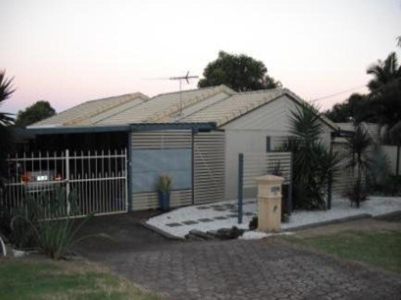 10 Sylvania Street, Wellington Point QLD 4160