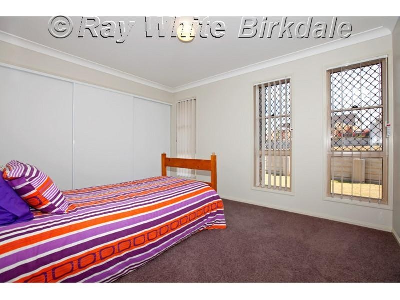 2 Kelby Close, Redland Bay QLD 4165