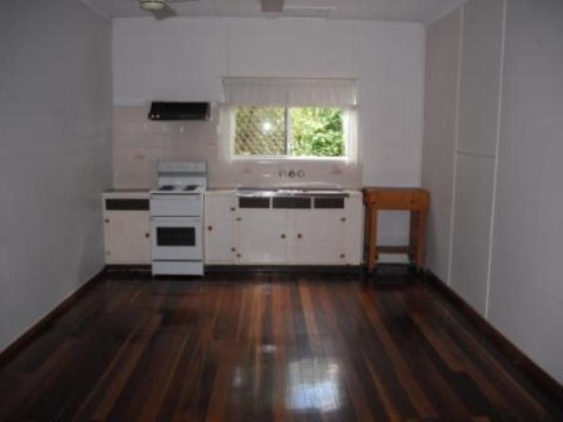 6 Fisher Road, Thorneside QLD 4158