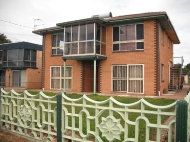 302 QUEENS Esplanade, Thorneside QLD 4158