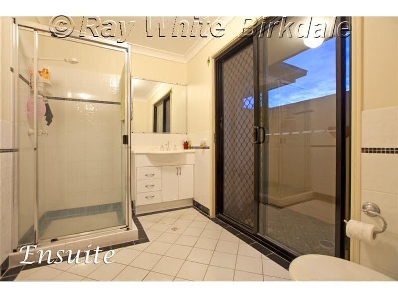 6 Hurst Close, Wellington Point QLD 4160