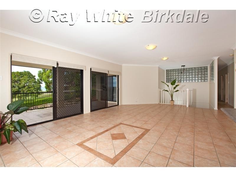 31 Saunders Place, Wynnum QLD 4178