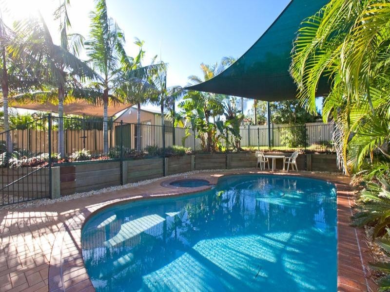 87 Creek Road, Birkdale QLD 4159