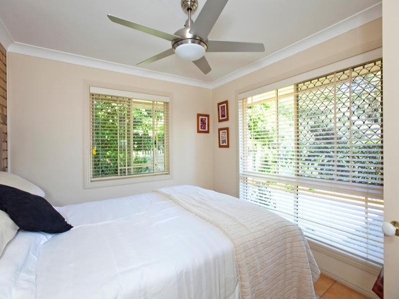 87 Creek Road, Birkdale QLD 4159