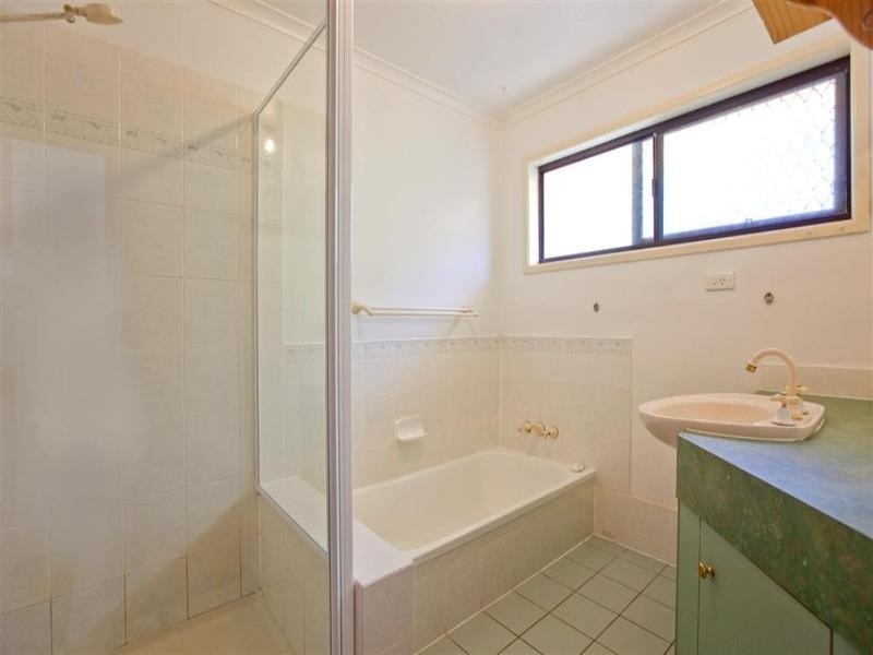 72 Wentworth Drive, Capalaba QLD 4157