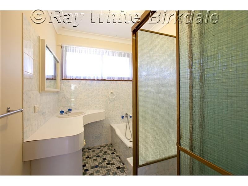 8 Albert Street, Victoria Point QLD 4165