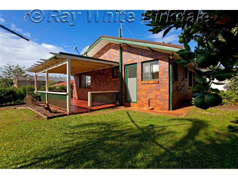 8 Albert Street, Victoria Point QLD 4165