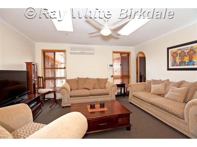 3 Michelle Place, Victoria Point QLD 4165