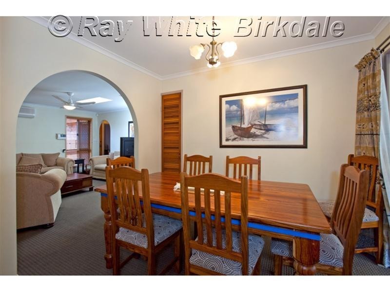 3 Michelle Place, Victoria Point QLD 4165