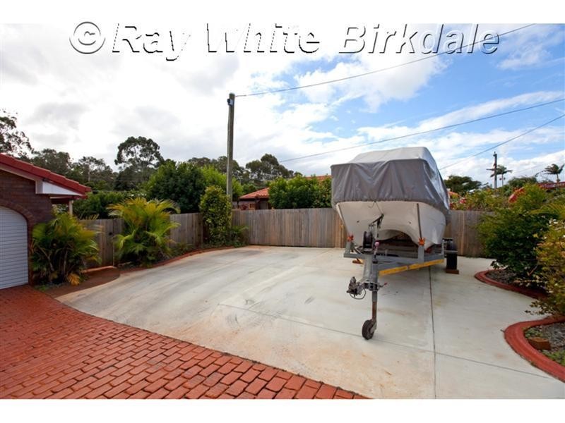 3 Michelle Place, Victoria Point QLD 4165