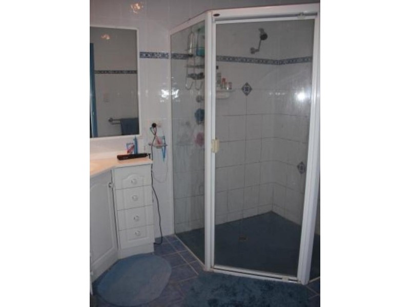 7 Holloway Street, Birkdale QLD 4159