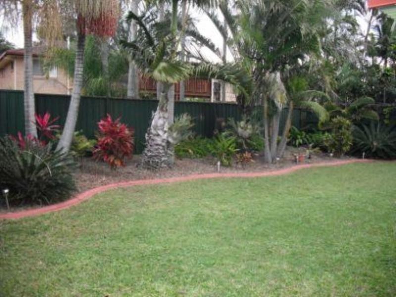 7 Holloway Street, Birkdale QLD 4159