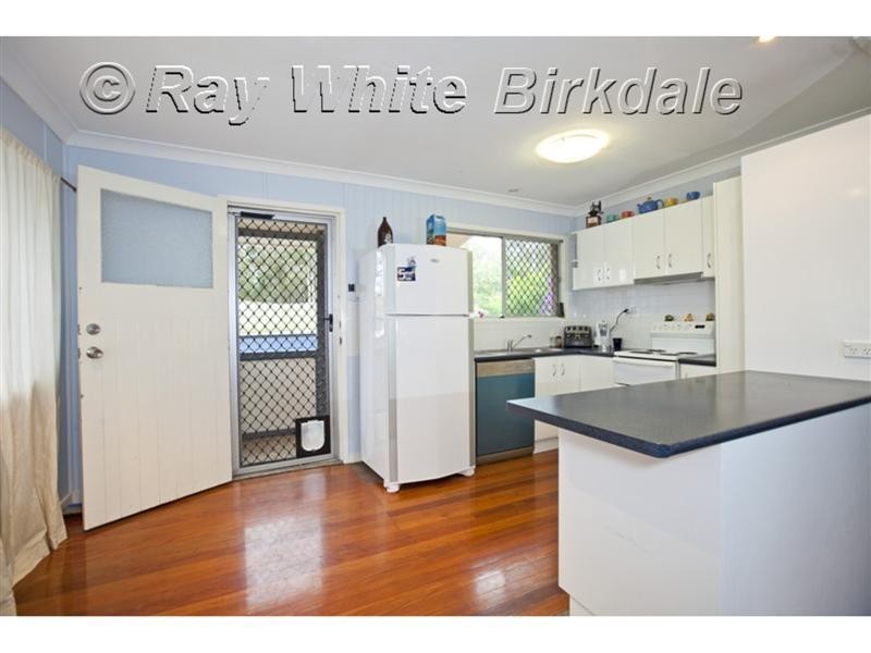 32 Glading Street, Manly West QLD 4179