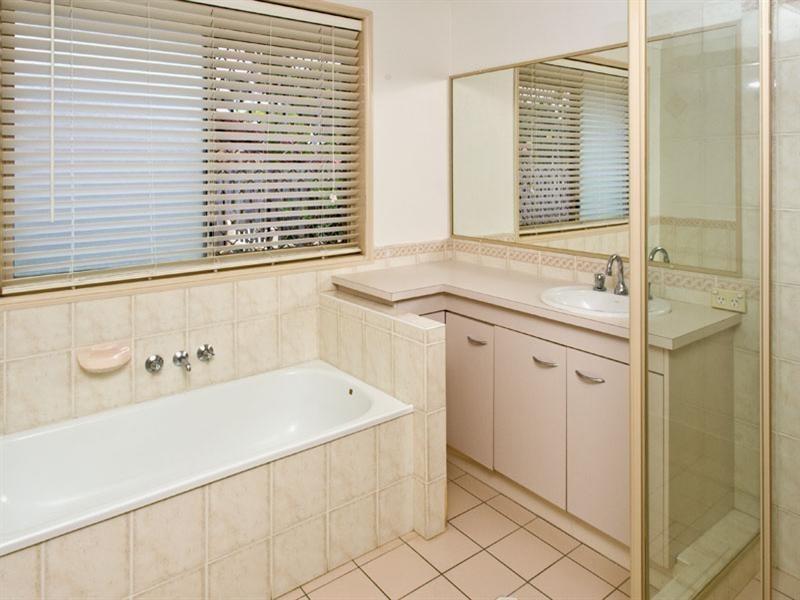70 Marlborough Road, Wellington Point QLD 4160
