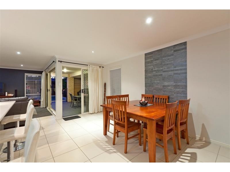 8 Langdon Street, Cleveland QLD 4163
