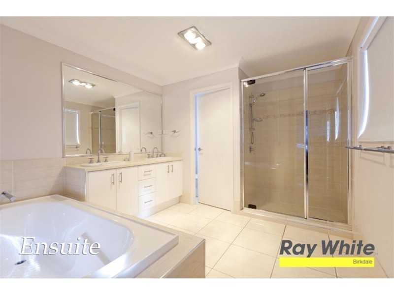 49 Schmidt Street, Victoria Point QLD 4165