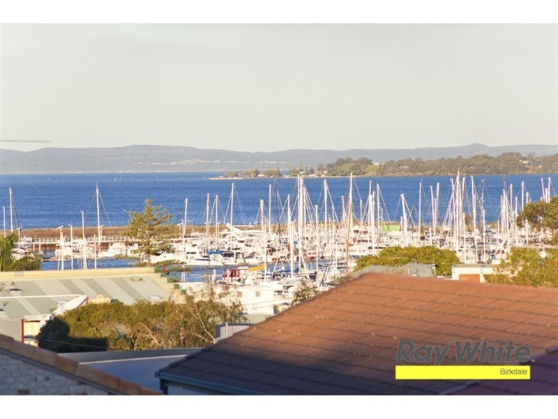 164 Carlton Terrace, Manly QLD 4179