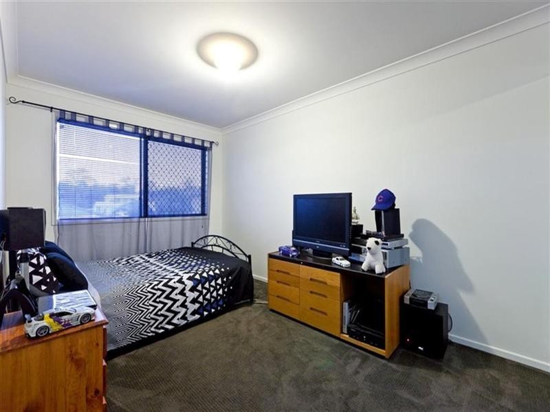 17 Paperbark Place, Wakerley QLD 4154