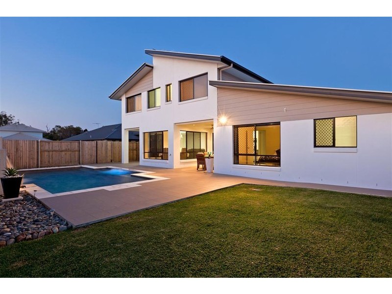 17 Paperbark Place, Wakerley QLD 4154