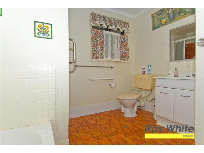 20 Sandpiper Street, Wellington Point QLD 4160