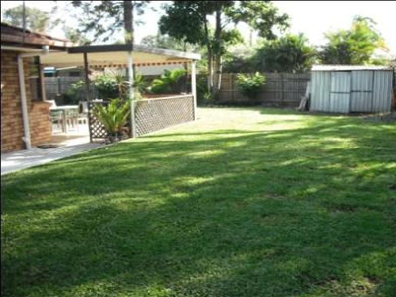 12 FRANK Street, Thorneside QLD 4158