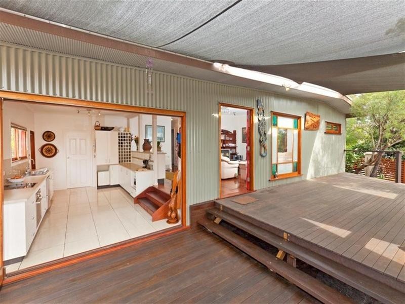 94 Queens Esplanade, Thorneside QLD 4158