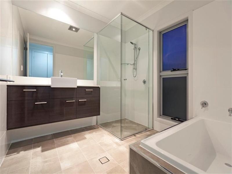 40 Longland Street, Cleveland QLD 4163