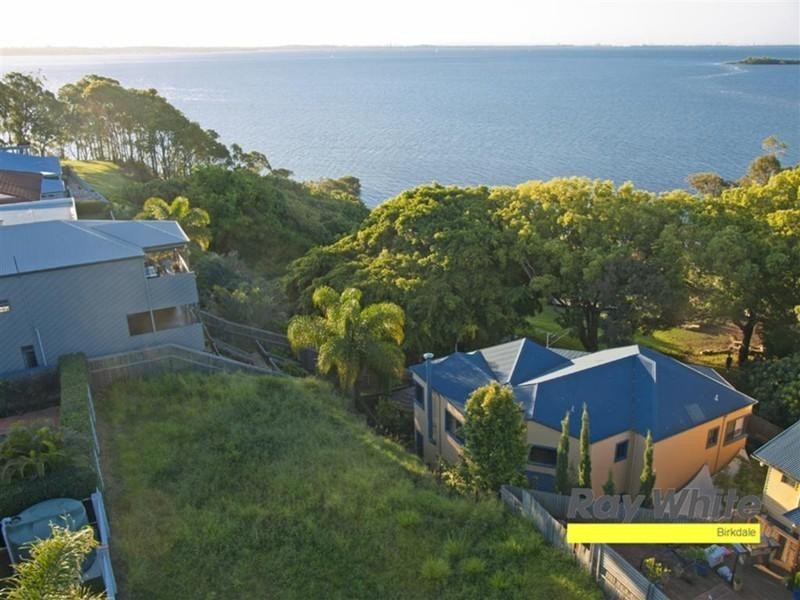 12 Main Road, Wellington Point QLD 4160