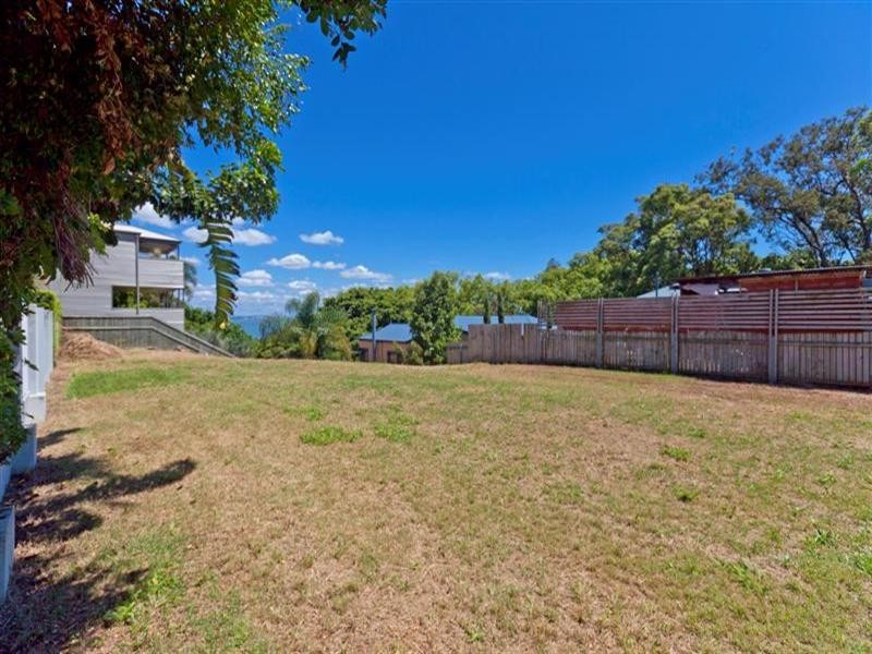 12 Main Road, Wellington Point QLD 4160