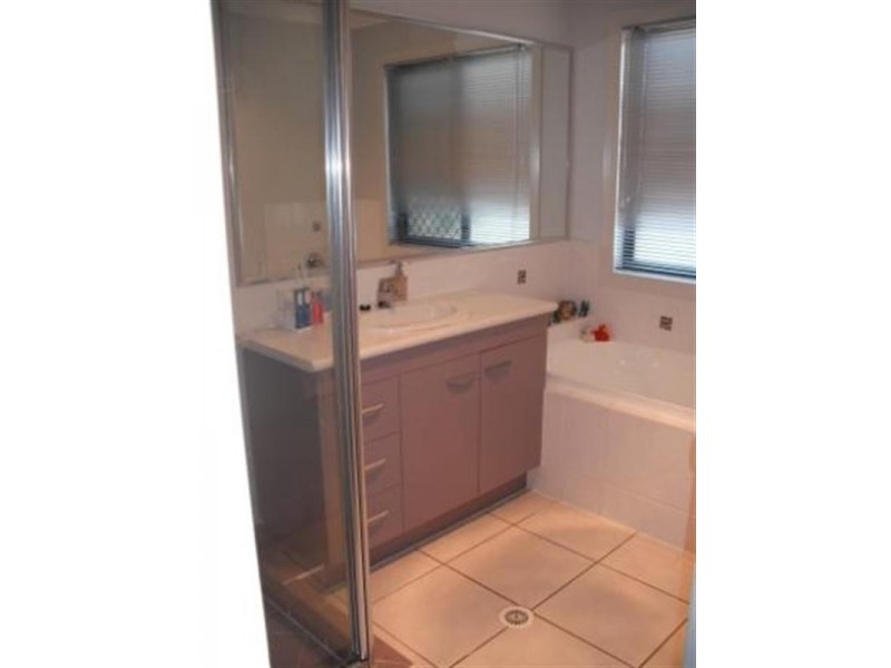 5 Windsong Circuit, Cleveland QLD 4163