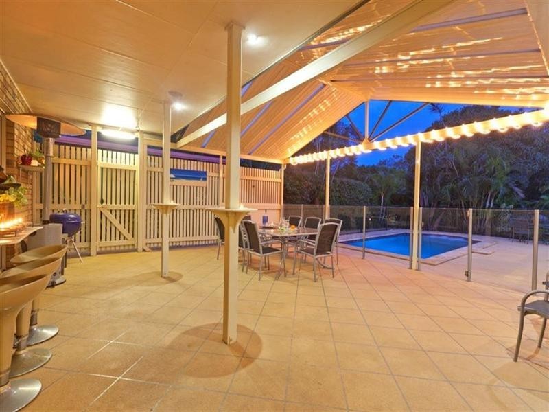 64 Buckland Street, Wellington Point QLD 4160