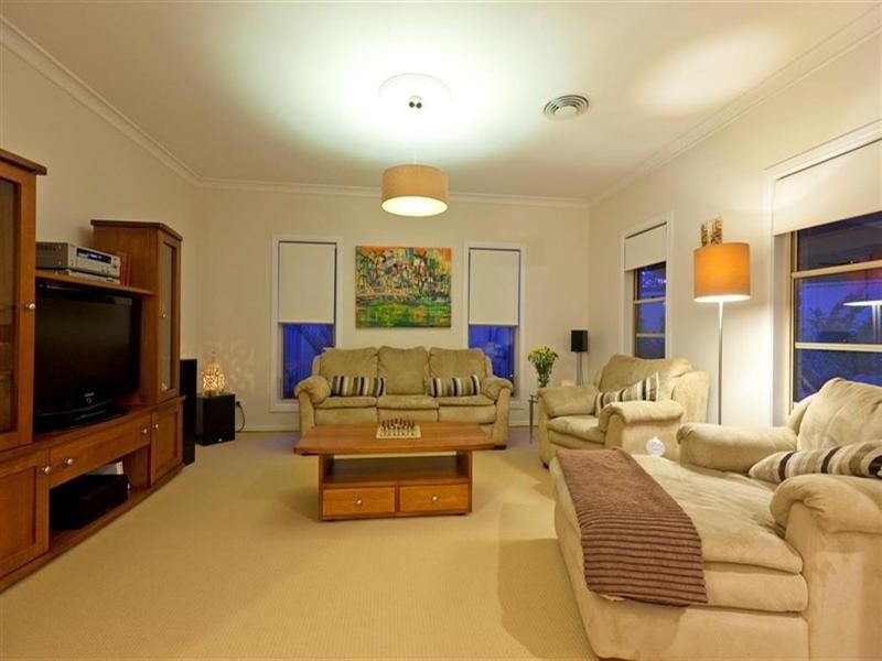 64 Buckland Street, Wellington Point QLD 4160