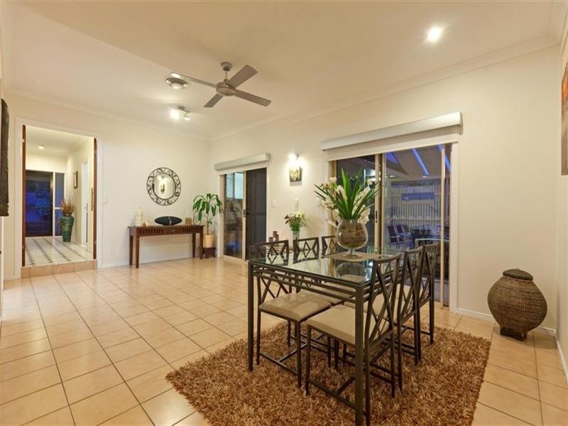 64 Buckland Street, Wellington Point QLD 4160