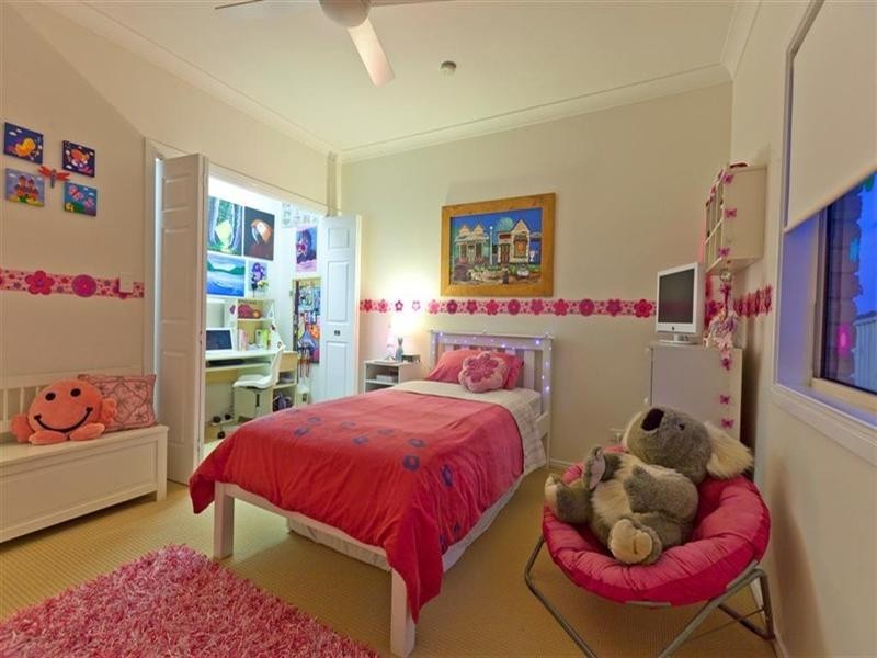 64 Buckland Street, Wellington Point QLD 4160