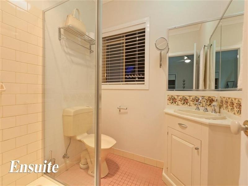 64 Buckland Street, Wellington Point QLD 4160