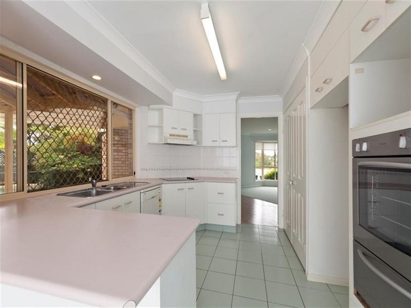 24 Ashley Court, Wellington Point QLD 4160