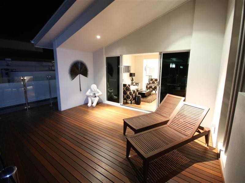 3 Amalia Street, Birkdale QLD 4159