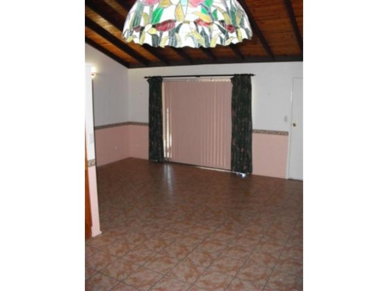 3 CHURCHILL Street, Capalaba QLD 4157