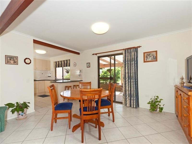 8 Randall Road, Birkdale QLD 4159