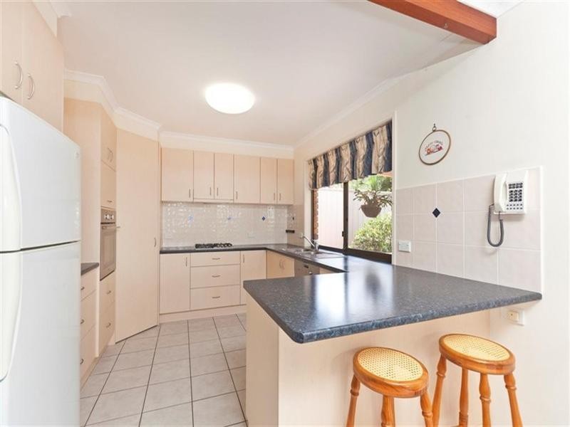 8 Randall Road, Birkdale QLD 4159