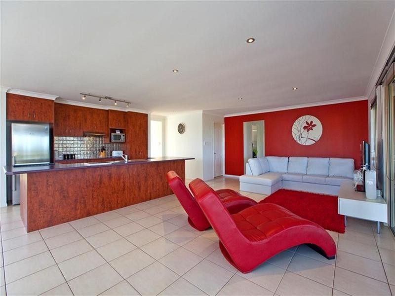 13 Braemar Court, Redland Bay QLD 4165