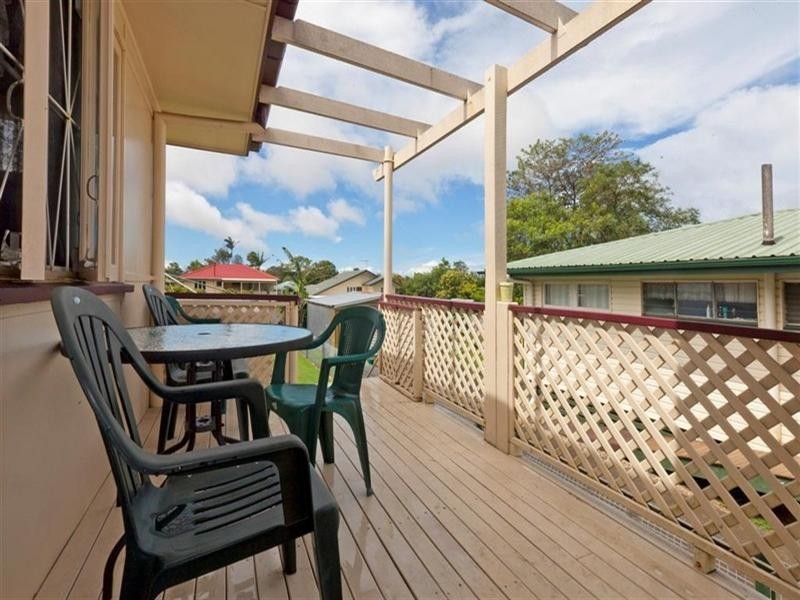 6 Hellyer Street, Wynnum West QLD 4178
