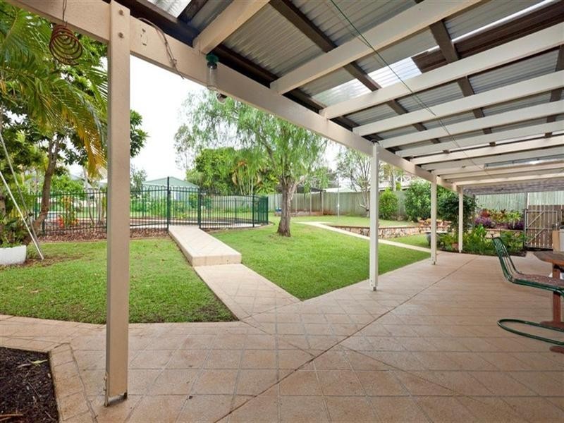 89 Whitehall Avenue, Birkdale QLD 4159