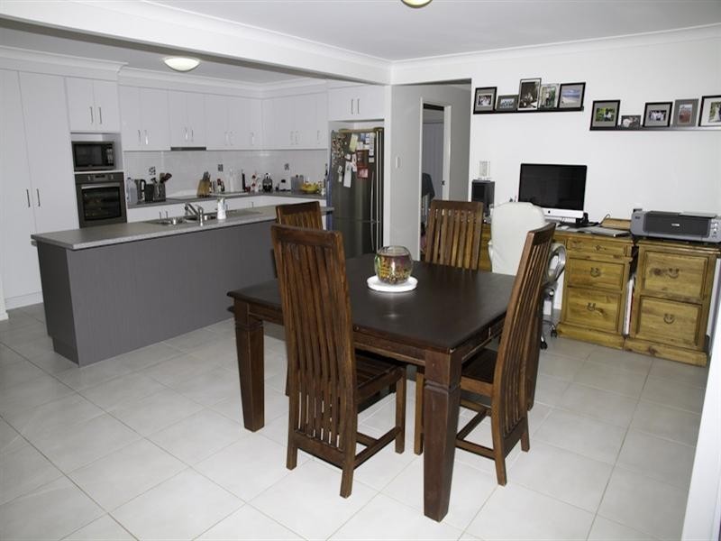 20 Pandanus Street, Birkdale QLD 4159