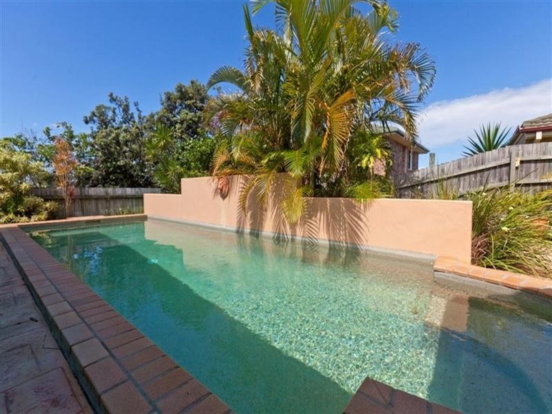 12 Genevieve Court, Wellington Point QLD 4160
