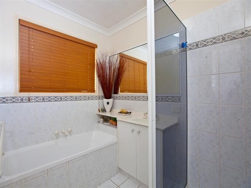12 ASHWOOD Circuit, Birkdale QLD 4159