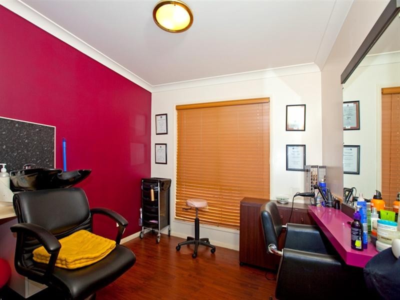 12 ASHWOOD Circuit, Birkdale QLD 4159