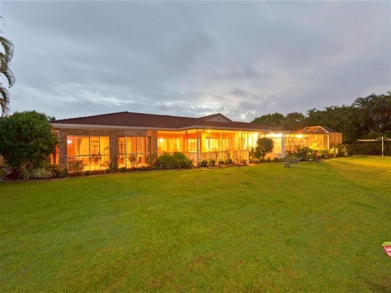 1 Grenaid Court, Wellington Point QLD 4160